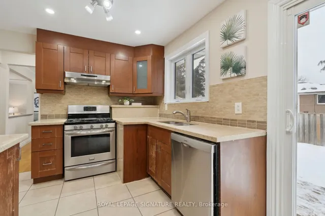 Additional image 13 of 48 Neapolitan Dr