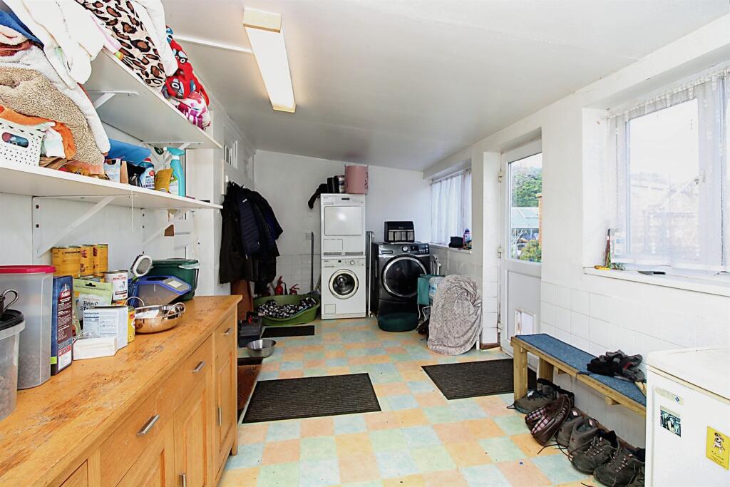 Additional image 10 of Hayes Lane, Sully, Penarth