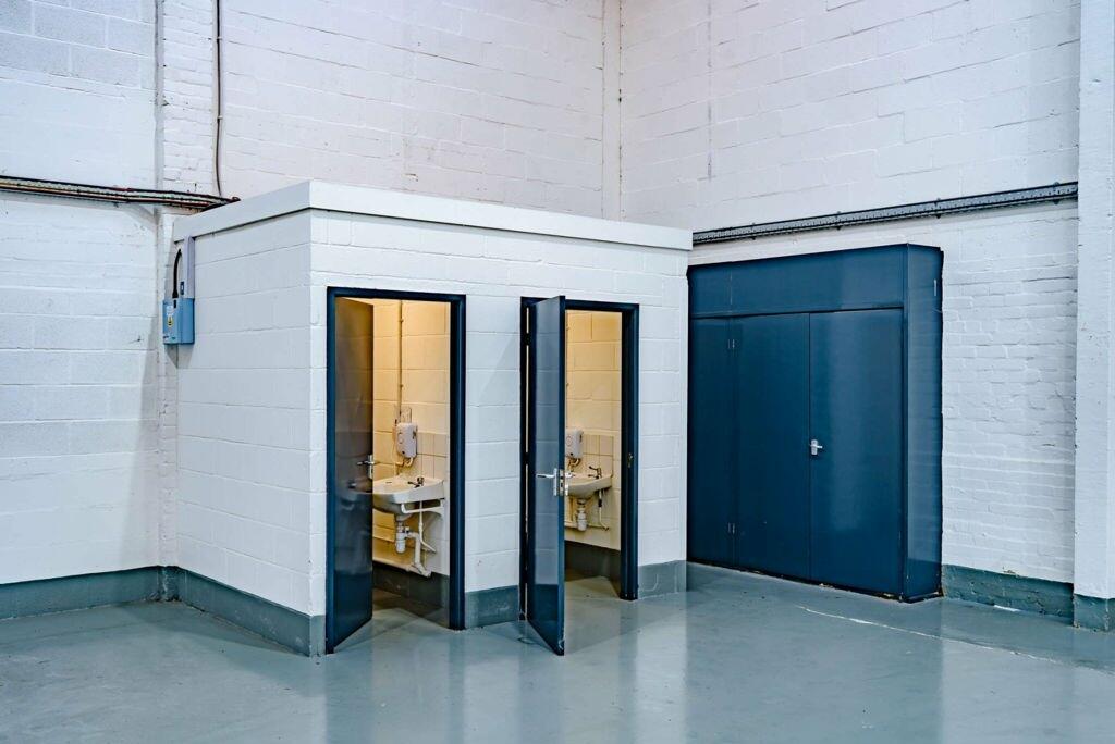 Additional image 7 of Unit 15  Junction One Business Park, Valley Road, Birkenhead, Merseyside, CH41 7ED