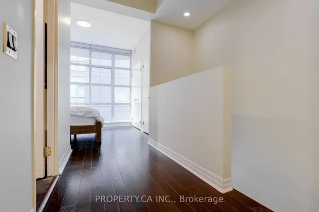 Additional image 22 of 901 Queen St Unit 213