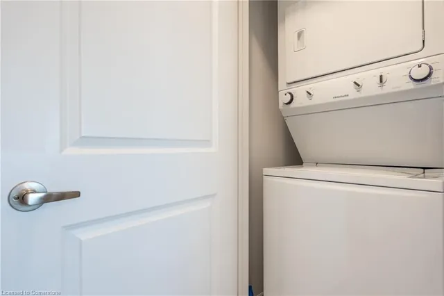 Additional image 17 of 85 Robinson Street St Unit 1005