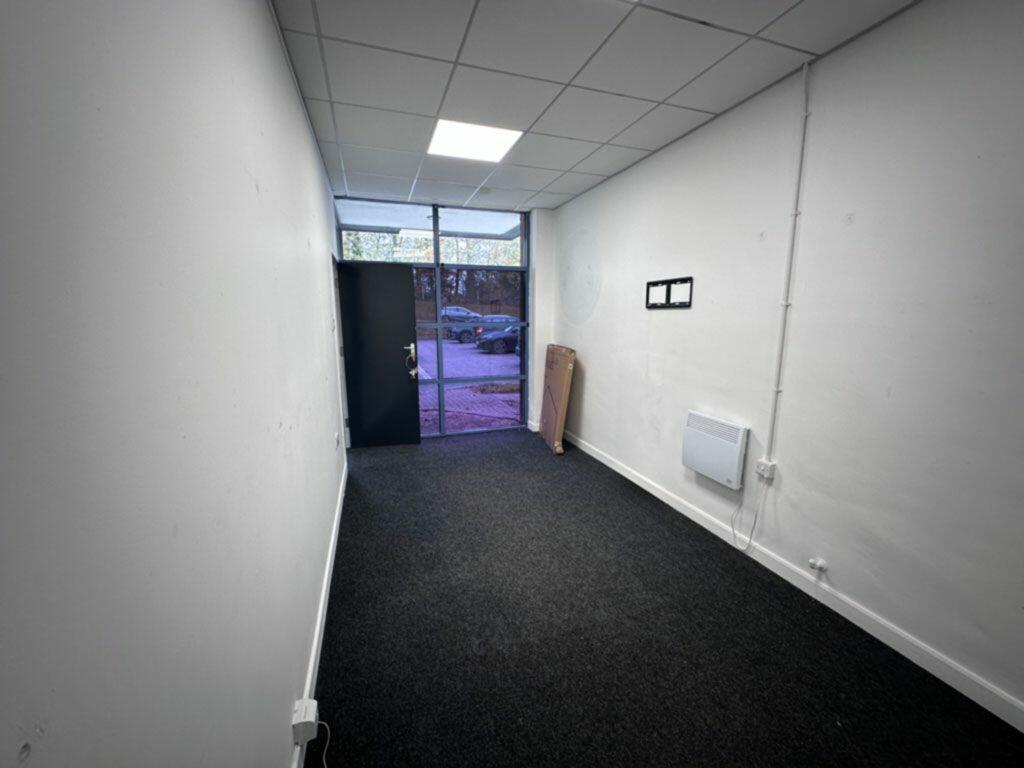 Additional image 5 of Office E41B Champions Business Park