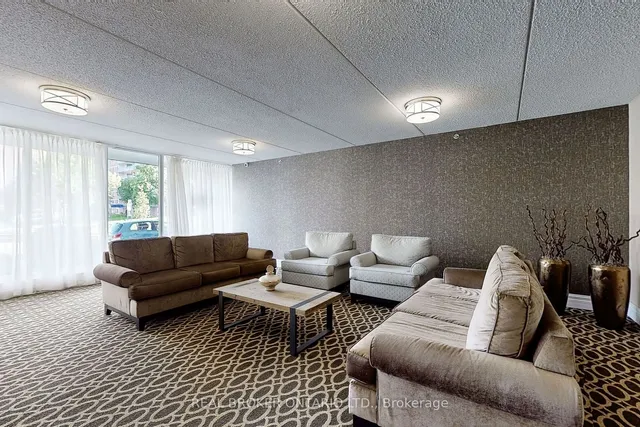 Additional image 7 of 2 GLAMORGAN Ave Unit 1012