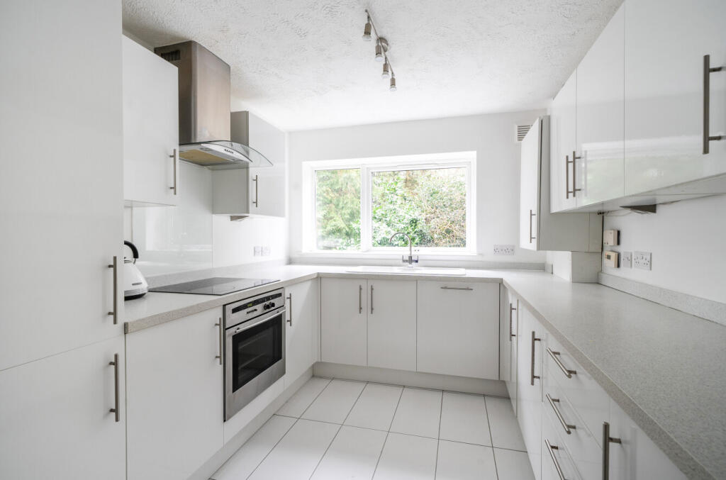 Additional image 15 of Kemnal Road, Chislehurst, Kent, BR7