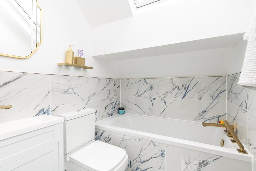 Additional image 11 of Avenue Road, Trowbridge, BA14