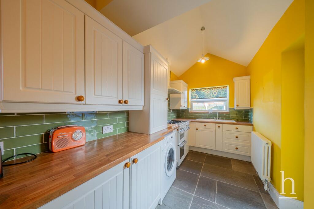 Additional image 4 of South View, Bromborough Pool, CH62