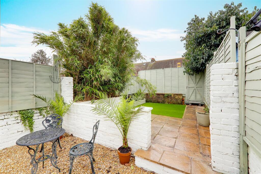 Additional image 20 of King Street, Worthing