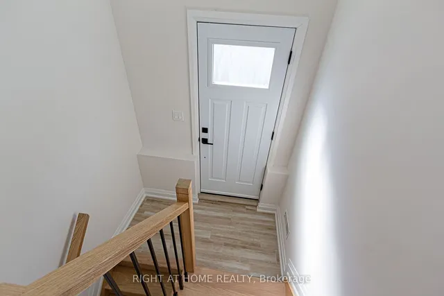 Additional image 22 of 961 Victoria Park Ave