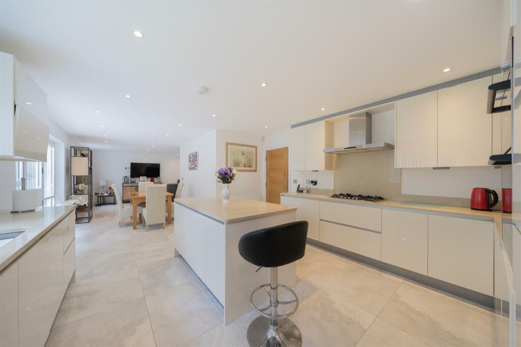 Additional image 4 of Birchmere, Heswall, Wirral