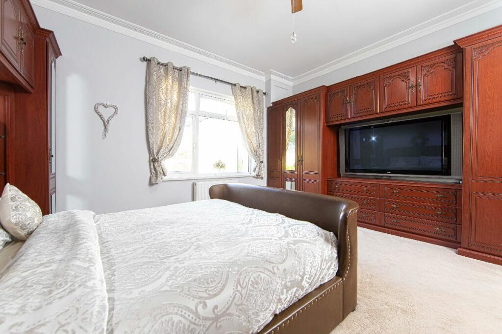 Additional image 30 of Ty'R-y-Wen Farm, Bedlinog, Treharris