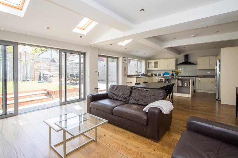 Additional image 7 of Baron Close, Penarth