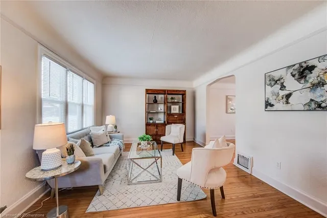 Additional image 7 of 56 Garden Ave