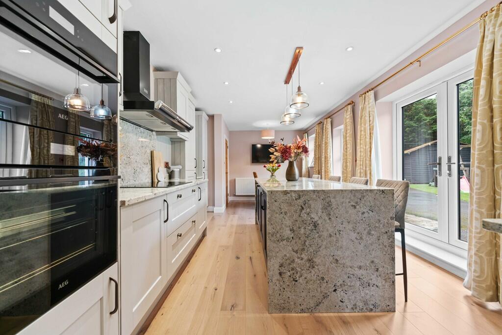 Additional image 4 of Llantrisant Road, Groesfaen