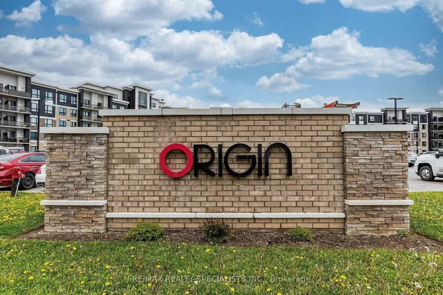 Additional image 3 of 640 Sauve St Unit 221