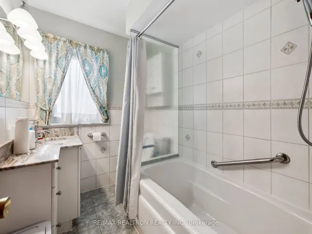 Additional image 21 of 75 Yorkview Dr