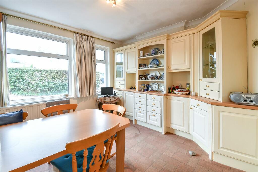 Additional image 5 of Trem Y Don, Barry