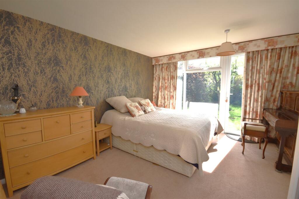 Additional image 19 of Hanns Hall Road, Neston, Cheshire