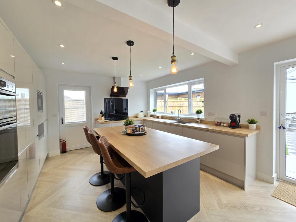 Additional image 5 of Somerset View, Sully, Penarth