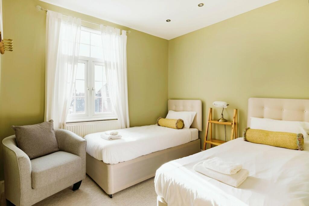 Additional image 19 of Grosvenor Place, Chester, Cheshire, CH1