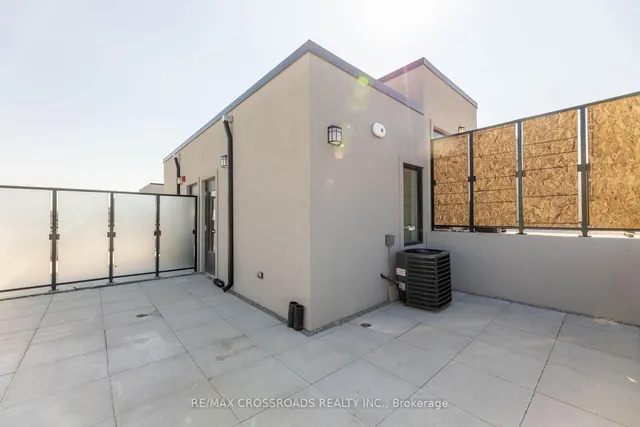 Additional image 36 of 871 Sheppard Ave Unit TH11