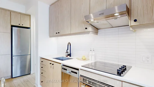 Additional image 10 of 9 Tecumseth St Unit 707