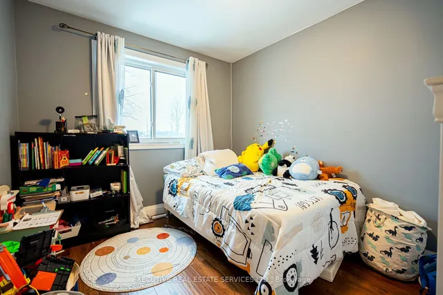 Additional image 23 of 47 Foxrun Ave