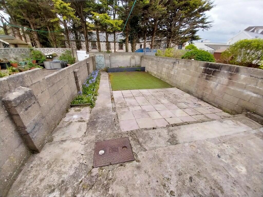 Additional image 16 of Highfield Avenue, Porthcawl, South Glamorgan, Bridgend (County of), CF36