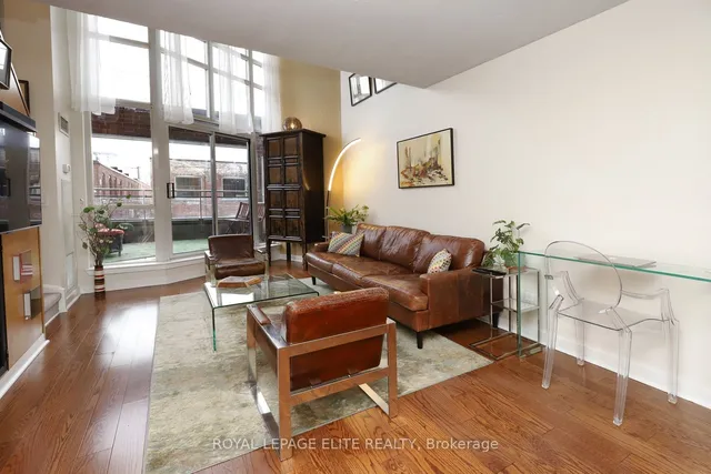 255 Richmond St Unit 220