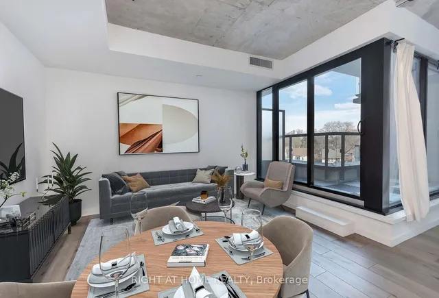 Additional image 8 of 7 Smith Cres Unit 301