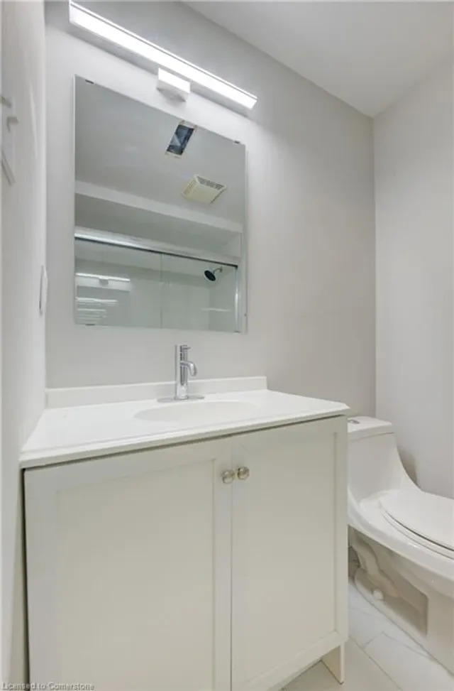 Additional image 28 of 62 Robson Cres