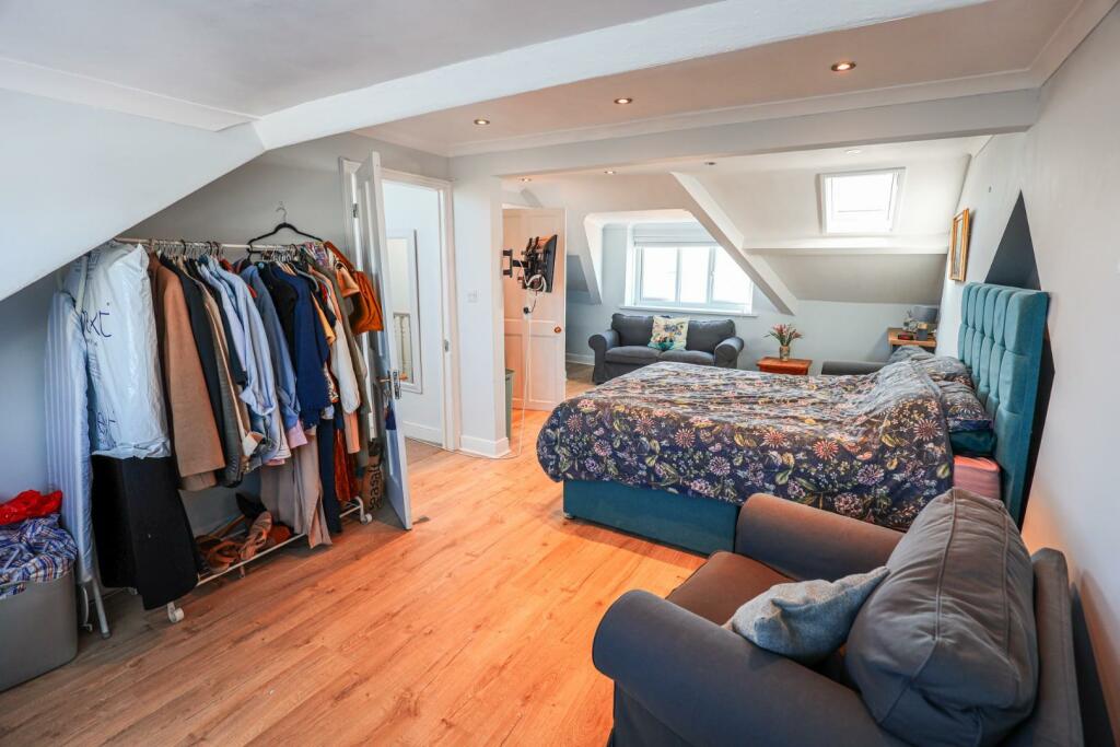 Additional image 12 of Greenfield, The Fields, Southerndown, Vale of Glamorgan, CF32 0RP