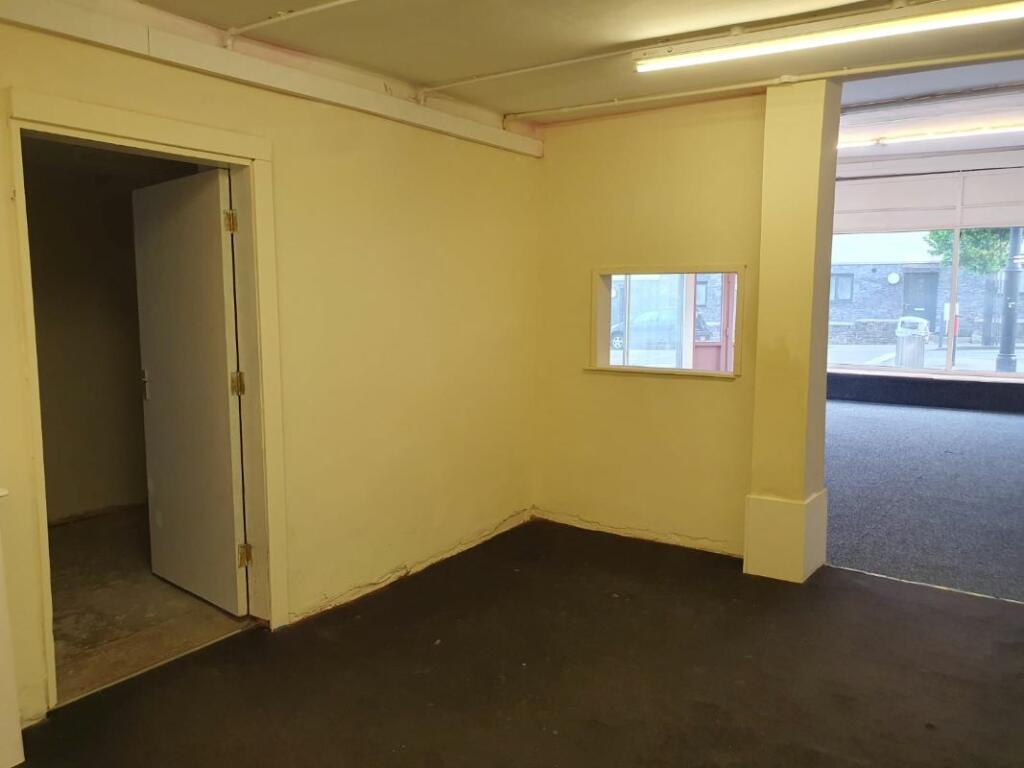 Additional image 22 of 25 Thompson Street, Barry, Vale of Glamorgan, CF63 4JL