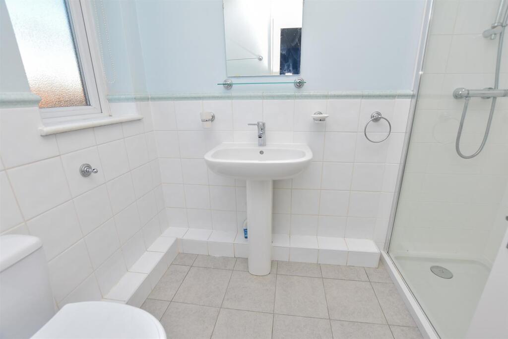 Additional image 11 of Plymyard Avenue, Bromborough