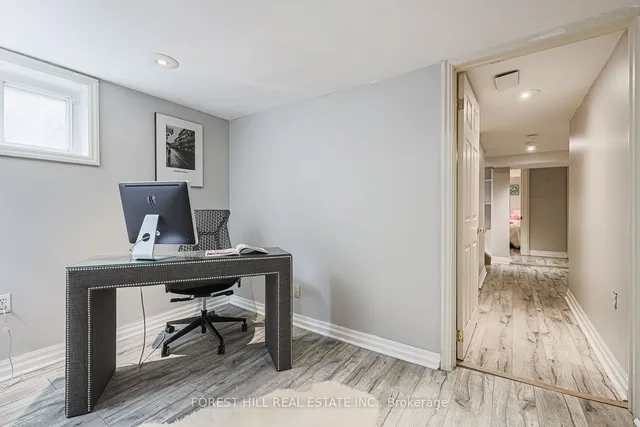 Additional image 31 of 33 Burncrest Dr