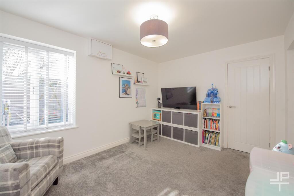 Additional image 8 of Edges Farm Close, Westhoughton, Bolton, BL5 2QY