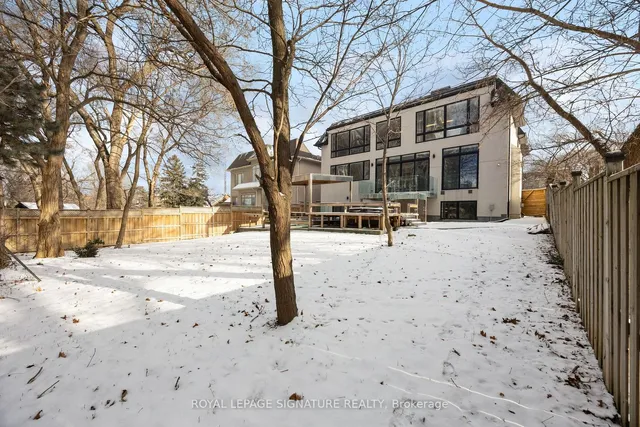 Additional image 38 of 90 Upper Canada Dr