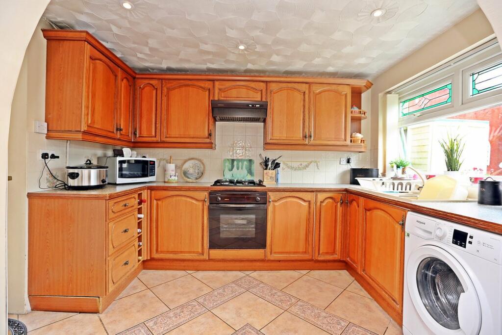 Additional image 16 of Manorbier Close, Tonteg, Pontypridd, CF38