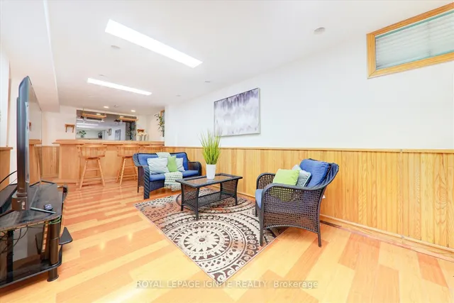 Additional image 32 of 205 Calverley Tr