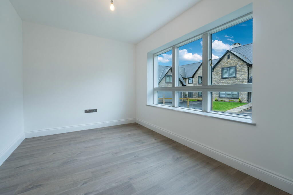 Additional image 6 of Van Road, Caerphilly, CF83 3RR