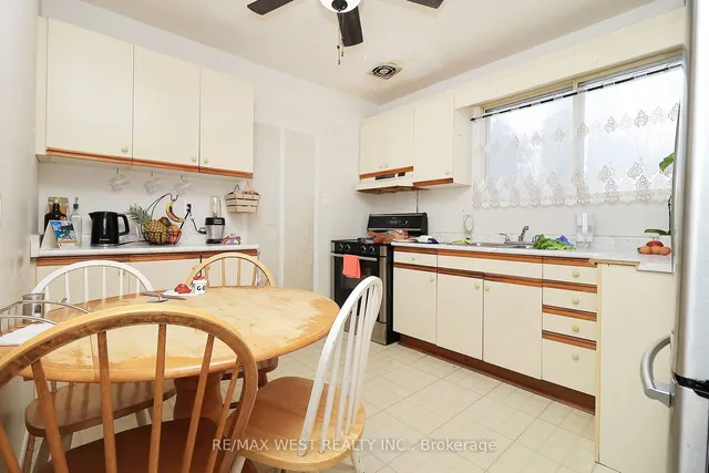 Additional image 23 of 44 Blaketon Rd