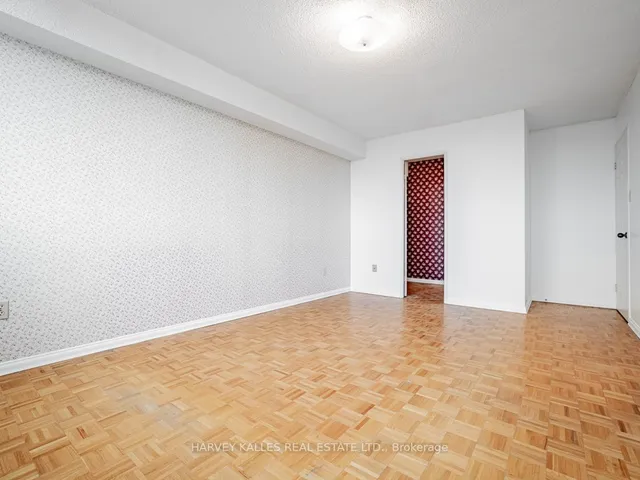 Additional image 26 of 3000 Bathurst St Unit 1101