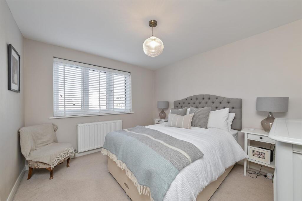 Additional image 11 of Hadrian Close, St Albans