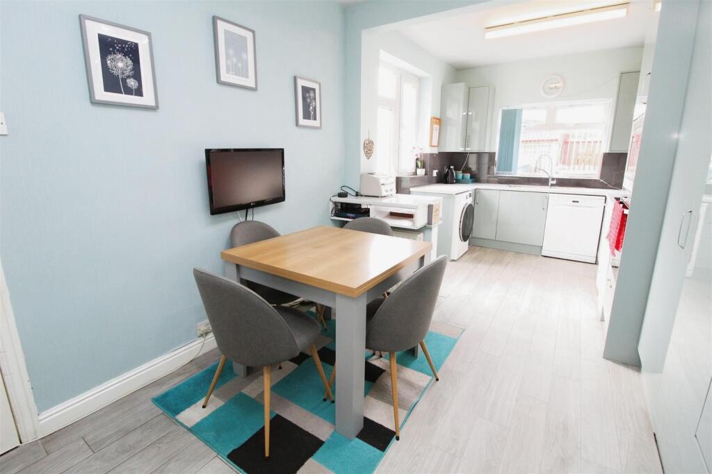 Additional image 4 of Hawes Drive, Bradford, BD5 9BB