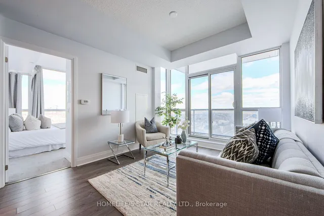 Additional image 19 of 17 ZORRA St Unit 2103