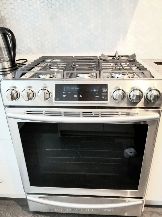 Additional image 8 of 85 Eastwood Park Gdns Unit 22