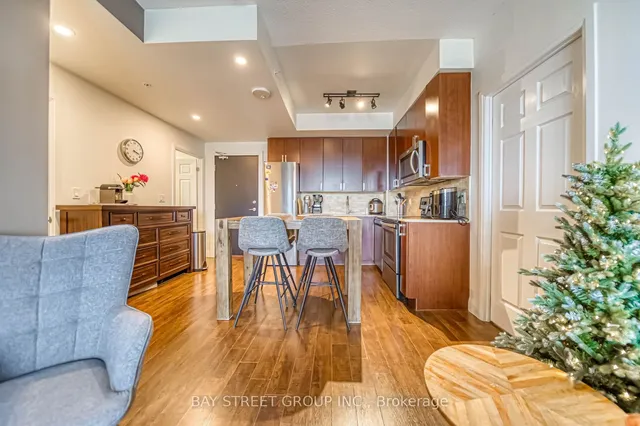 Additional image 17 of 22 East Haven Dr Unit 806