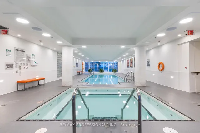 Additional image 33 of 36 Blue Jays Way Unit 714