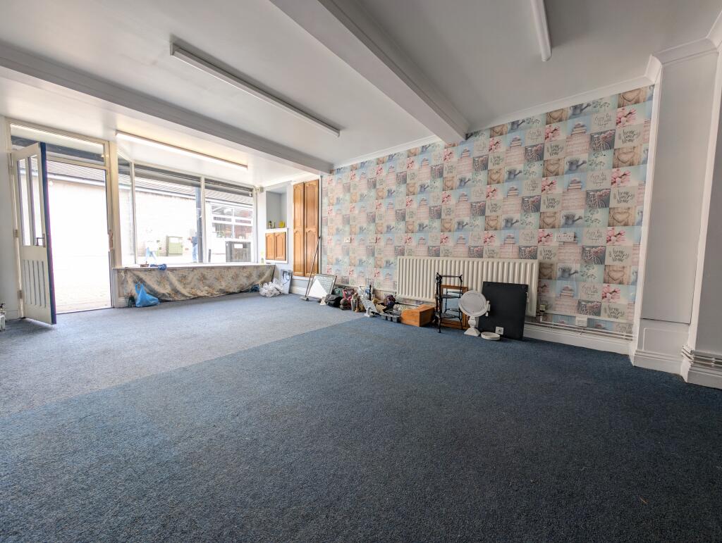 Additional image 23 of Oxford Street, Mountain Ash, CF45 3HB