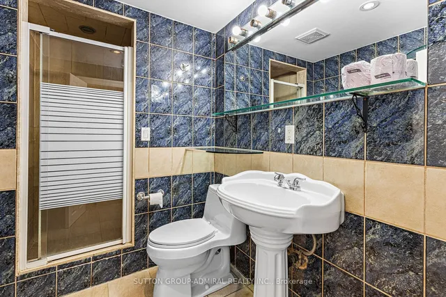 Additional image 19 of 42 Glen Long Ave