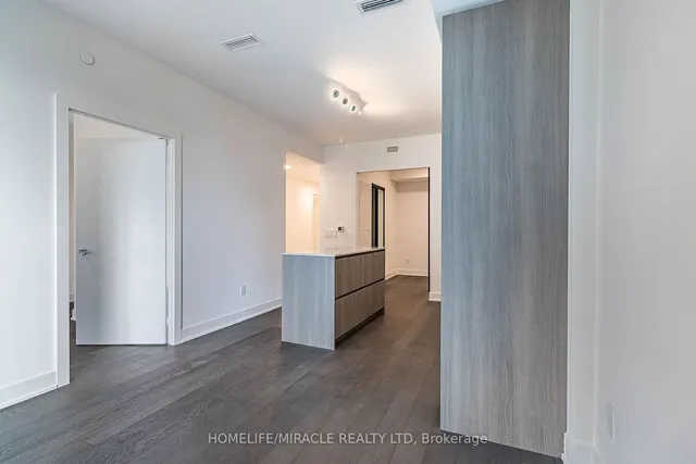 Additional image 19 of 35 Mercer St Unit 3311